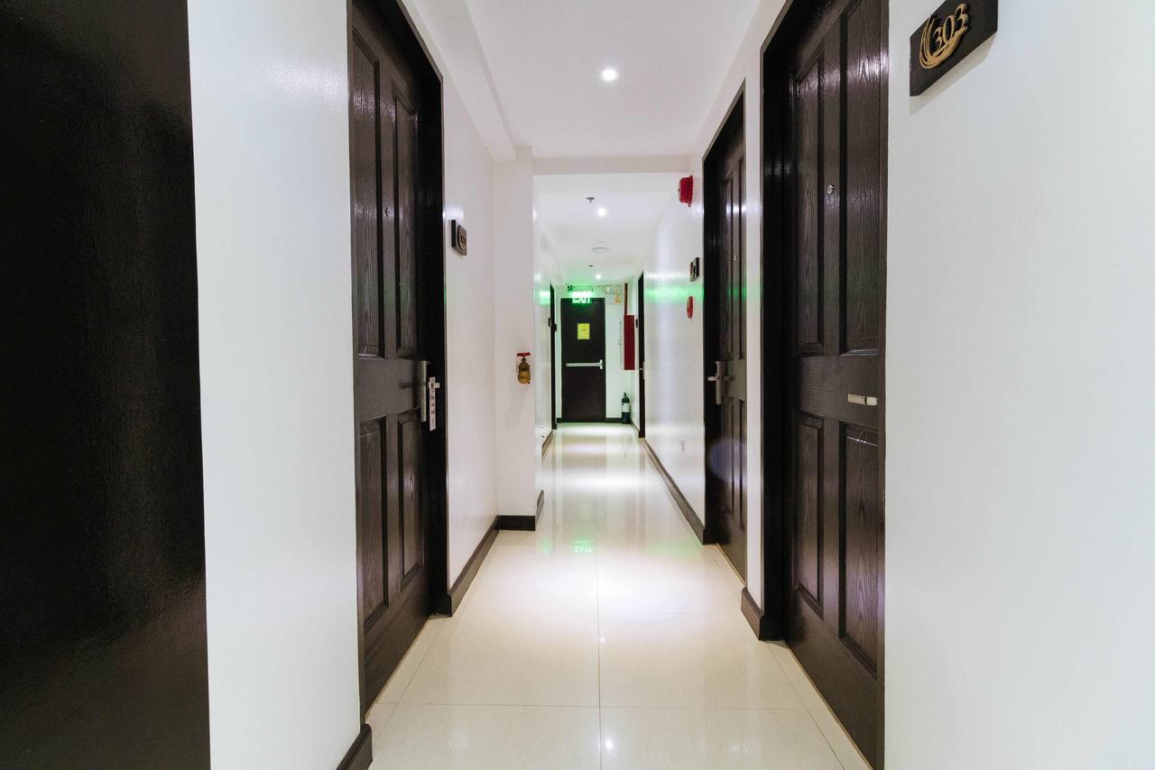 Reddoorz Plus @ Poblacion Makati Makati City Екстер'єр фото
